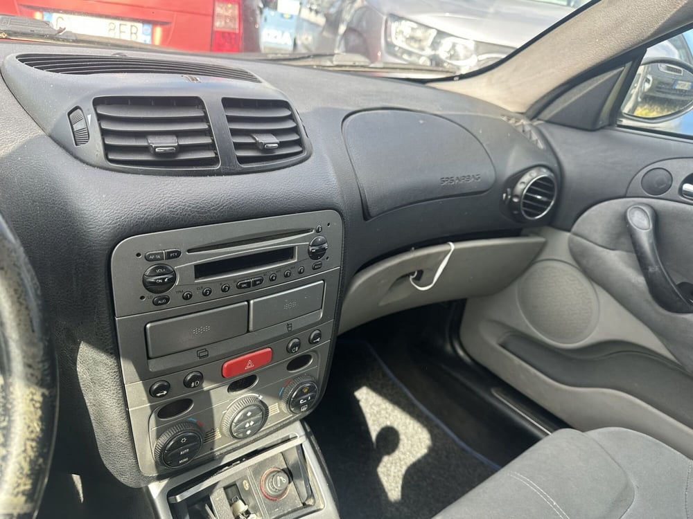 Alfa Romeo GT usata a Milano (10)