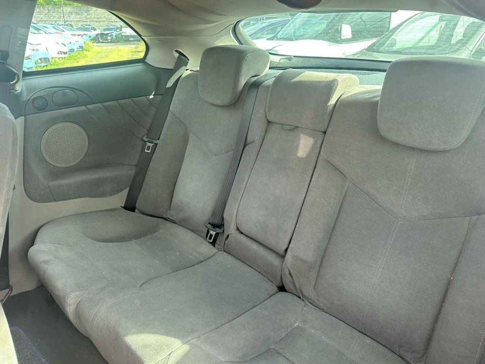 Alfa Romeo GT usata a Milano (8)