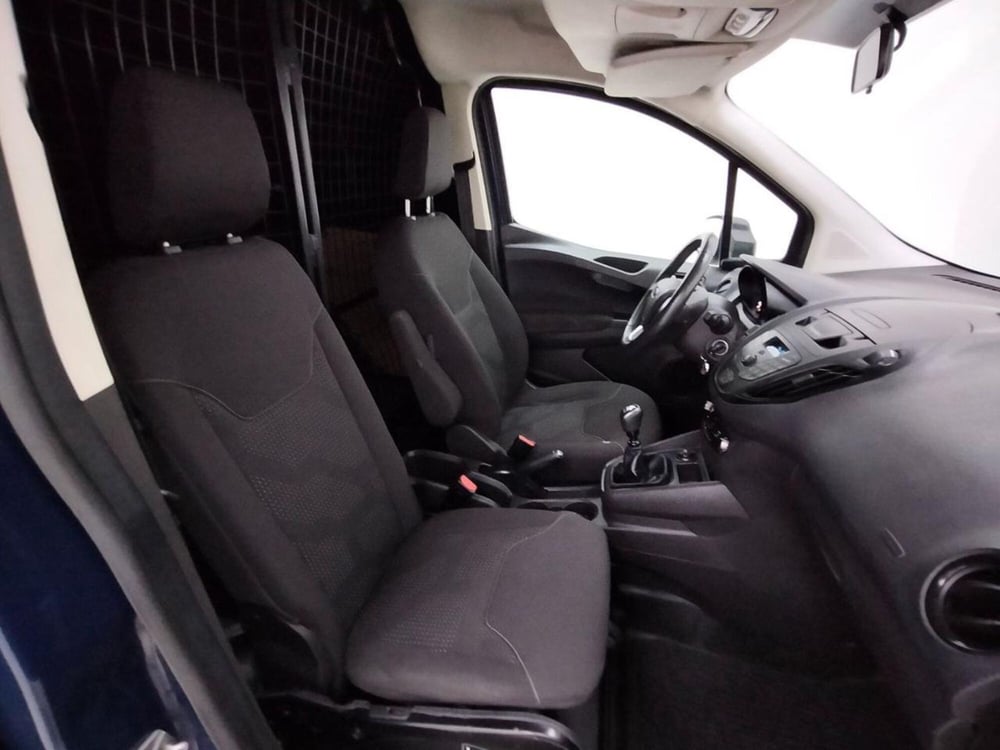 Ford Transit Courier usata a Como (3)