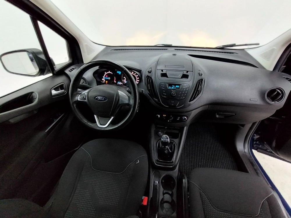 Ford Transit Courier usata a Como (4)