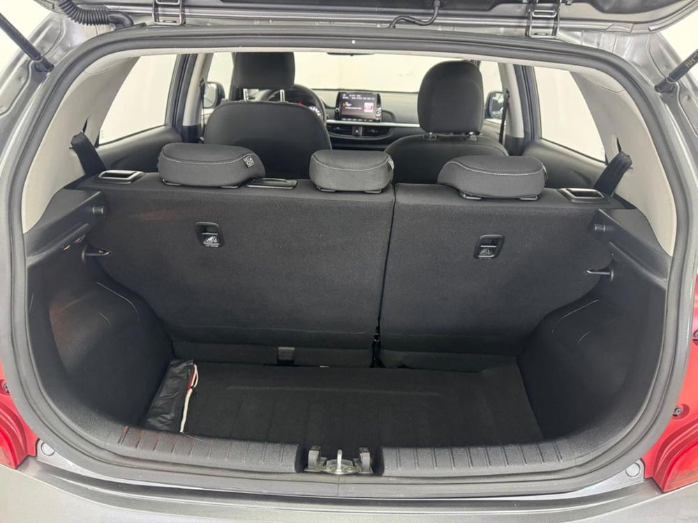 Kia Picanto usata a Como (17)