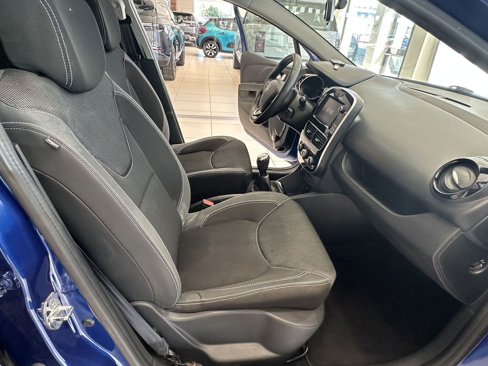 Renault Clio usata a Latina (15)