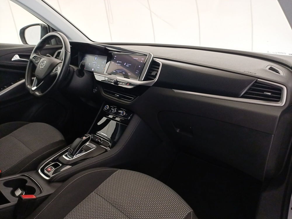 Opel Grandland usata a Lecce (7)