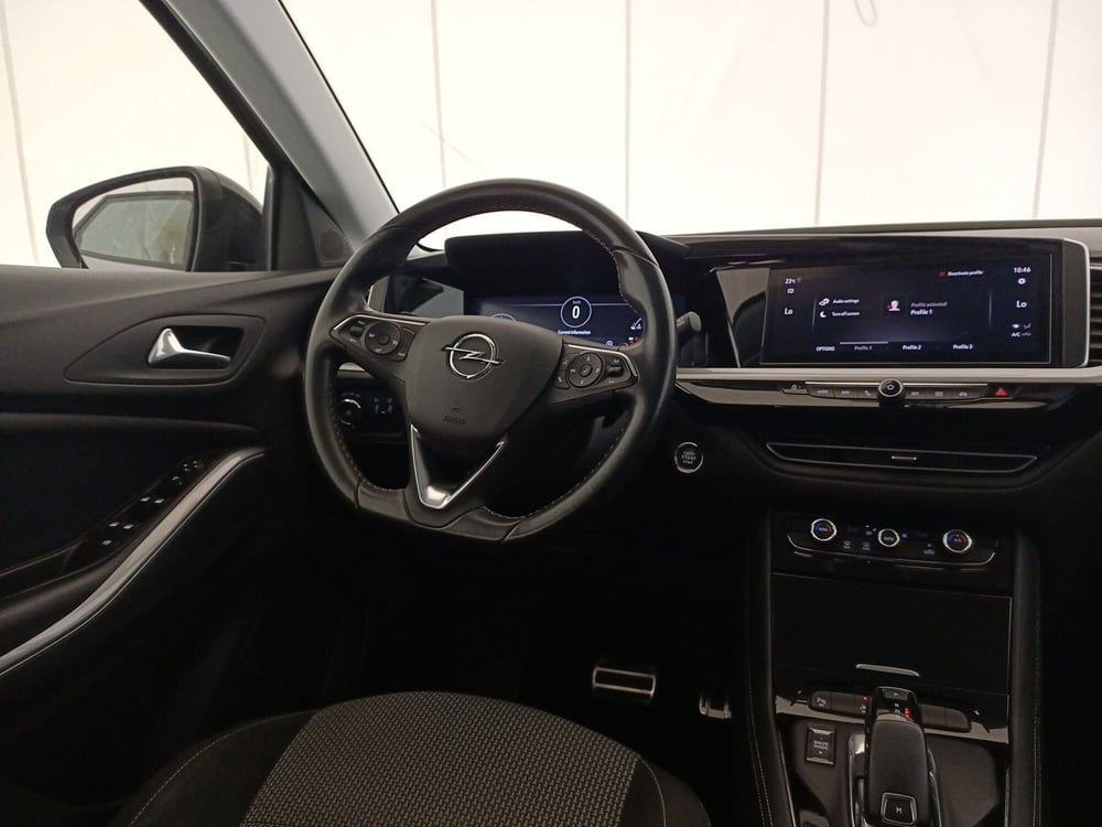 Opel Grandland usata a Lecce (9)