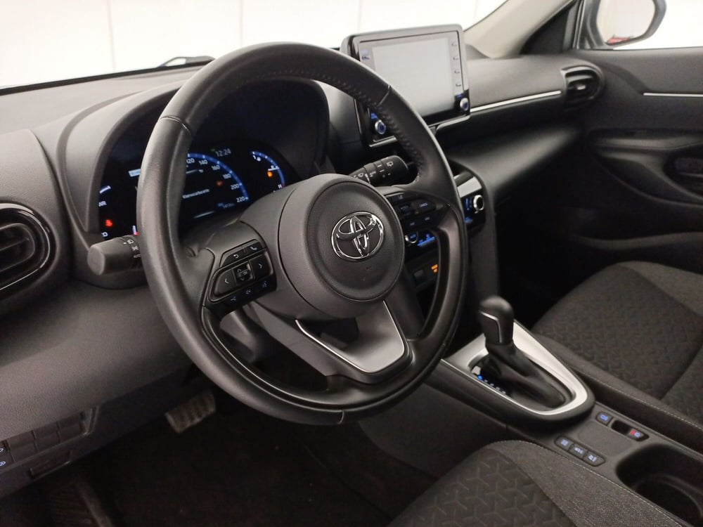 Toyota Yaris Cross usata a Bari (5)
