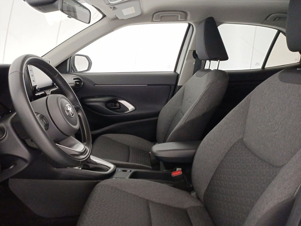 Toyota Yaris Cross usata a Bari (6)
