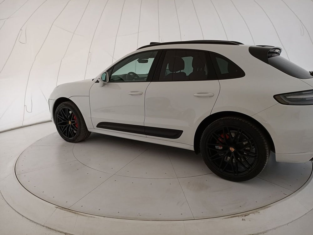 Porsche Macan usata a Bari (3)