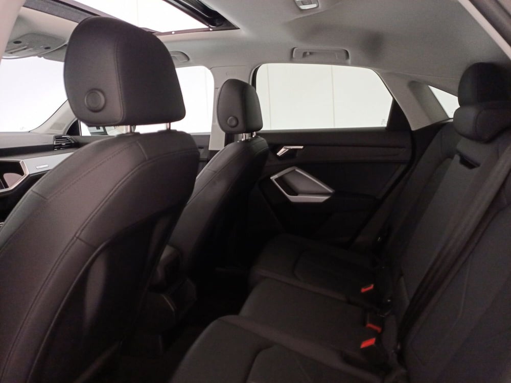 Audi Q3 Sportback usata a Bari (8)