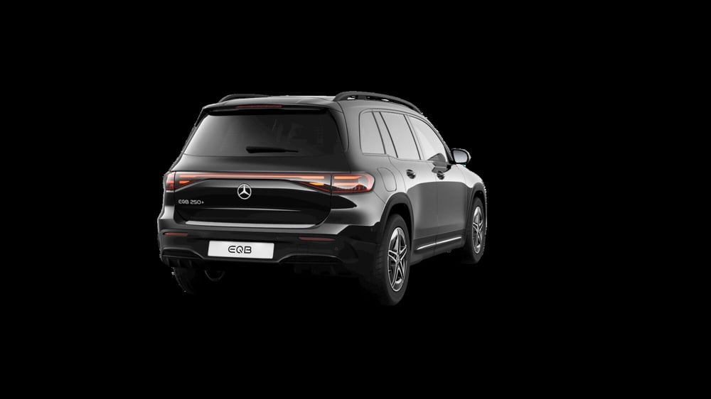 Mercedes-Benz EQB nuova a Milano (4)