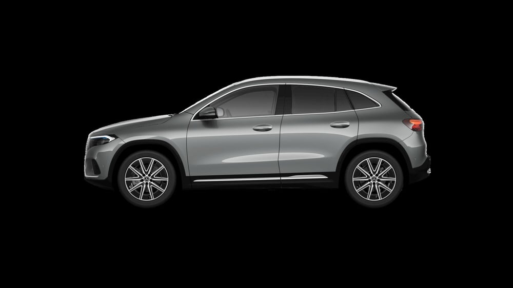 Mercedes-Benz EQA nuova a Milano (2)