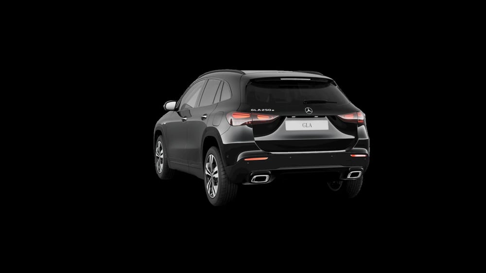 Mercedes-Benz GLA SUV nuova a Milano (3)
