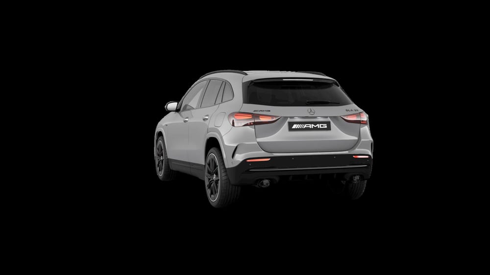 Mercedes-Benz GLA SUV nuova a Milano (3)