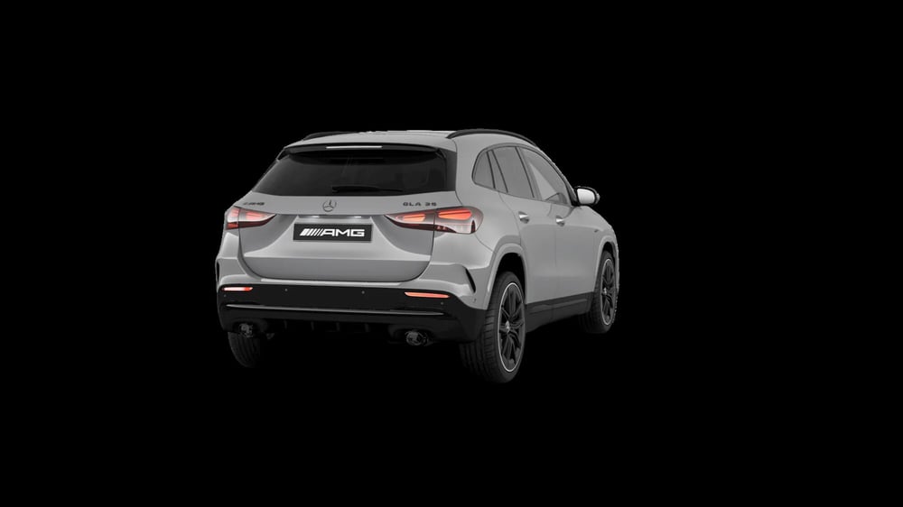 Mercedes-Benz GLA SUV nuova a Milano (4)