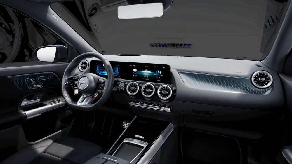 Mercedes-Benz GLA SUV nuova a Milano (5)