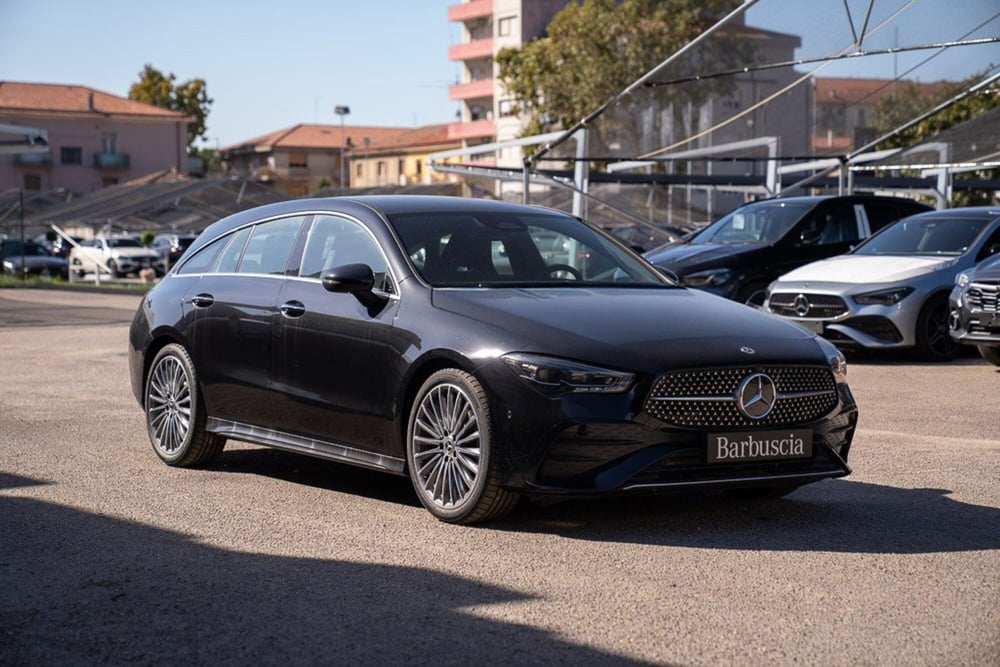 Mercedes-Benz CLA Shooting Brake nuova a Chieti (2)