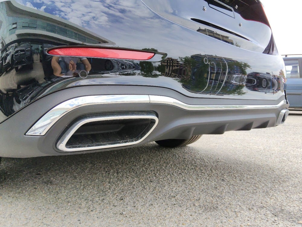 Mercedes-Benz Classe C nuova a Pescara (5)