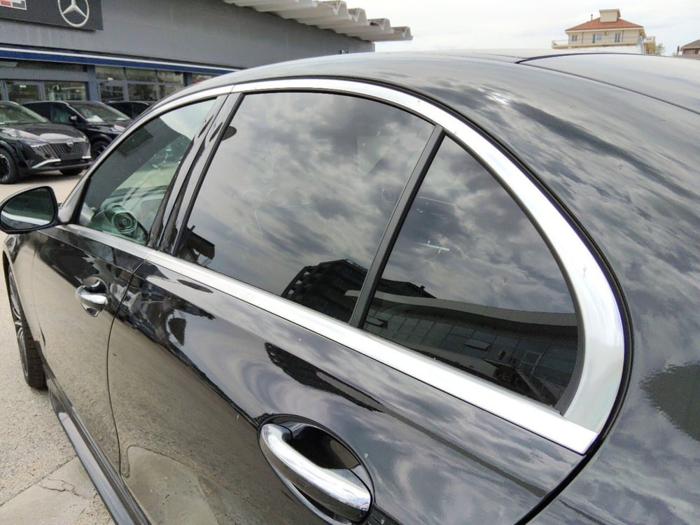 Mercedes-Benz Classe C nuova a Pescara (7)