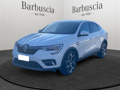 Renault Arkana E-Tech 145 CV Intens del 2022 usata a Montesilvano
