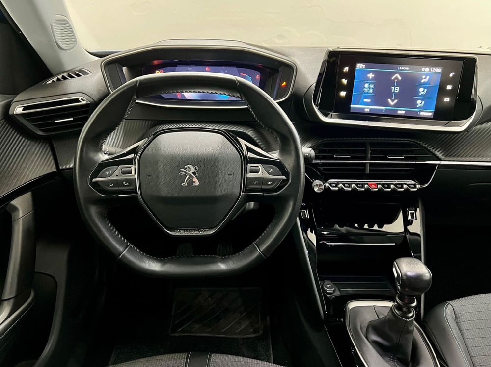 Peugeot 2008 usata a Bari (17)