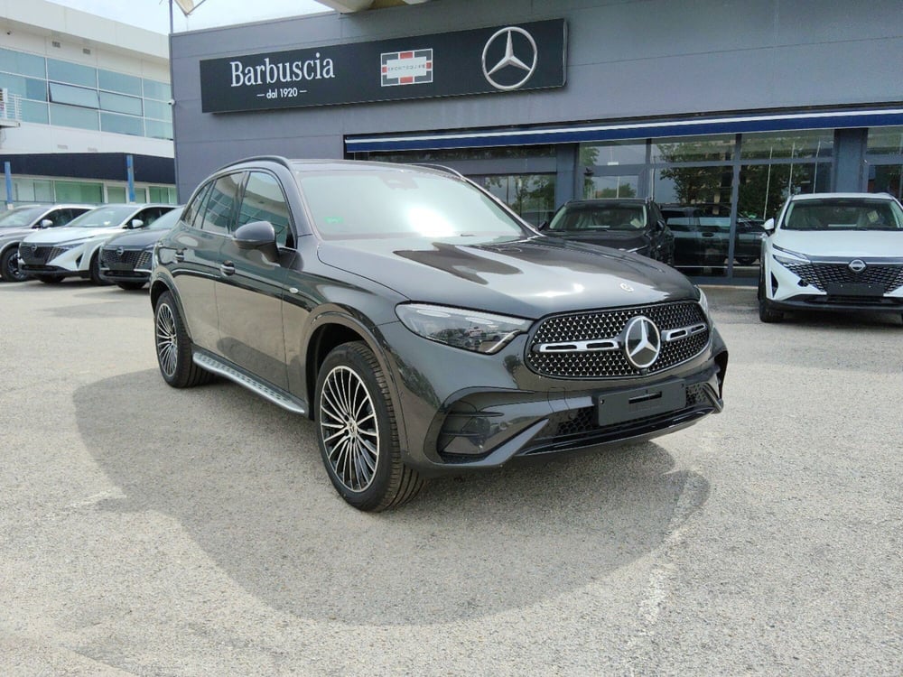 Mercedes-Benz GLC SUV nuova a Pescara (2)