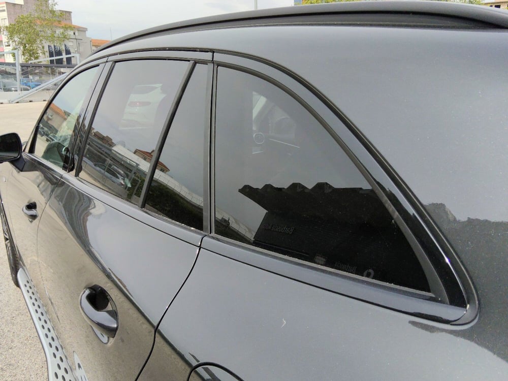 Mercedes-Benz GLC SUV nuova a Pescara (7)
