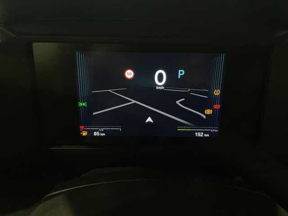 Citroen C4 nuova a Salerno (12)