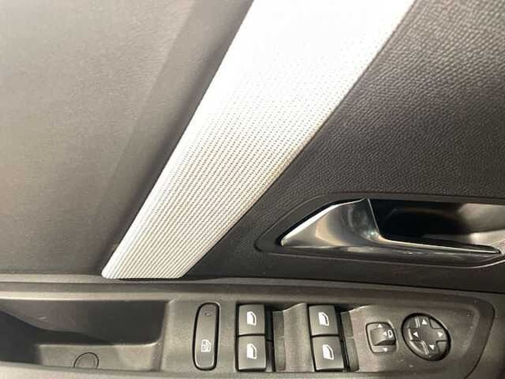 Citroen C4 nuova a Salerno (13)