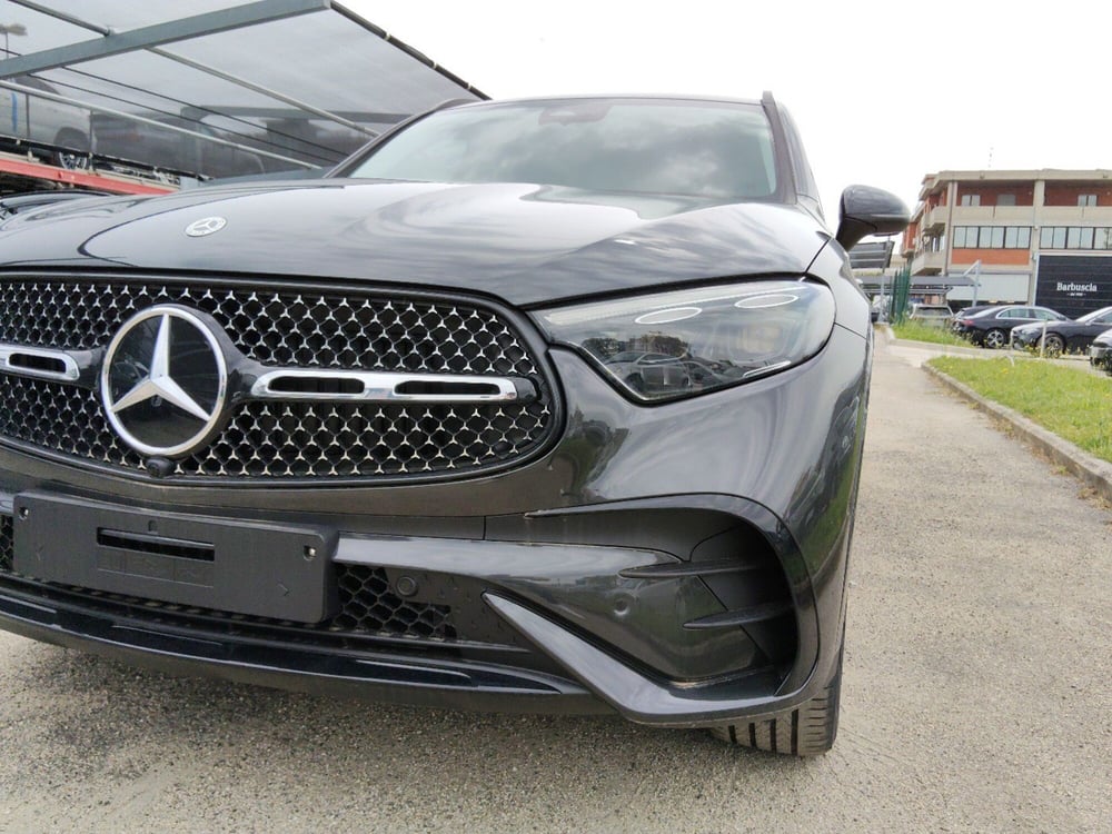 Mercedes-Benz GLC SUV nuova a Pescara (10)