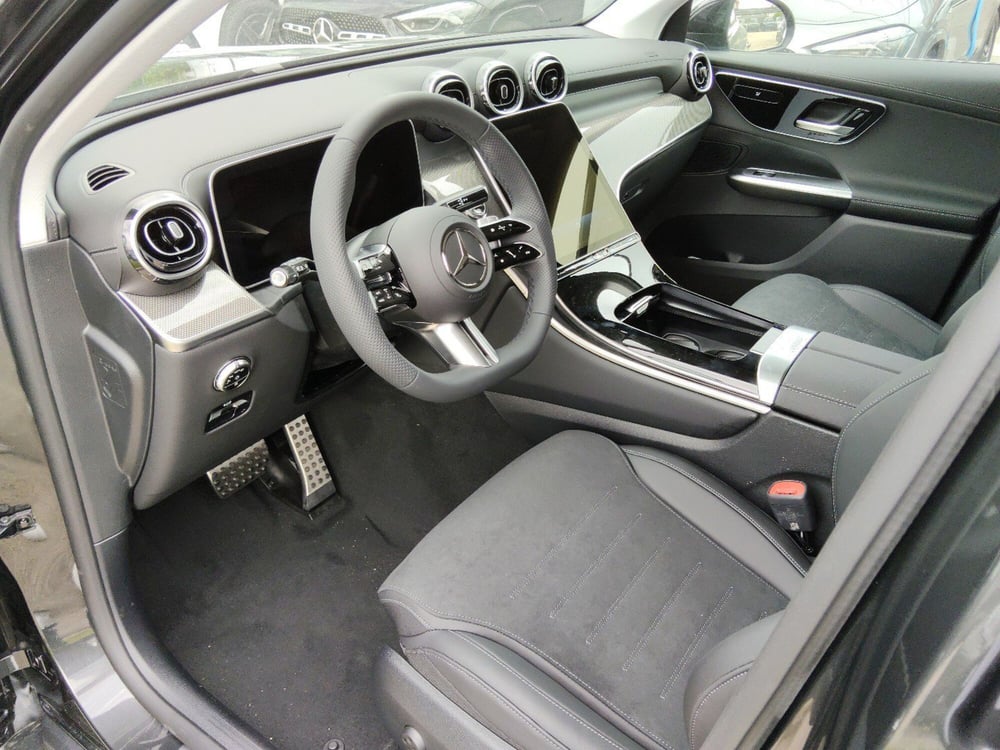 Mercedes-Benz GLC SUV nuova a Pescara (11)