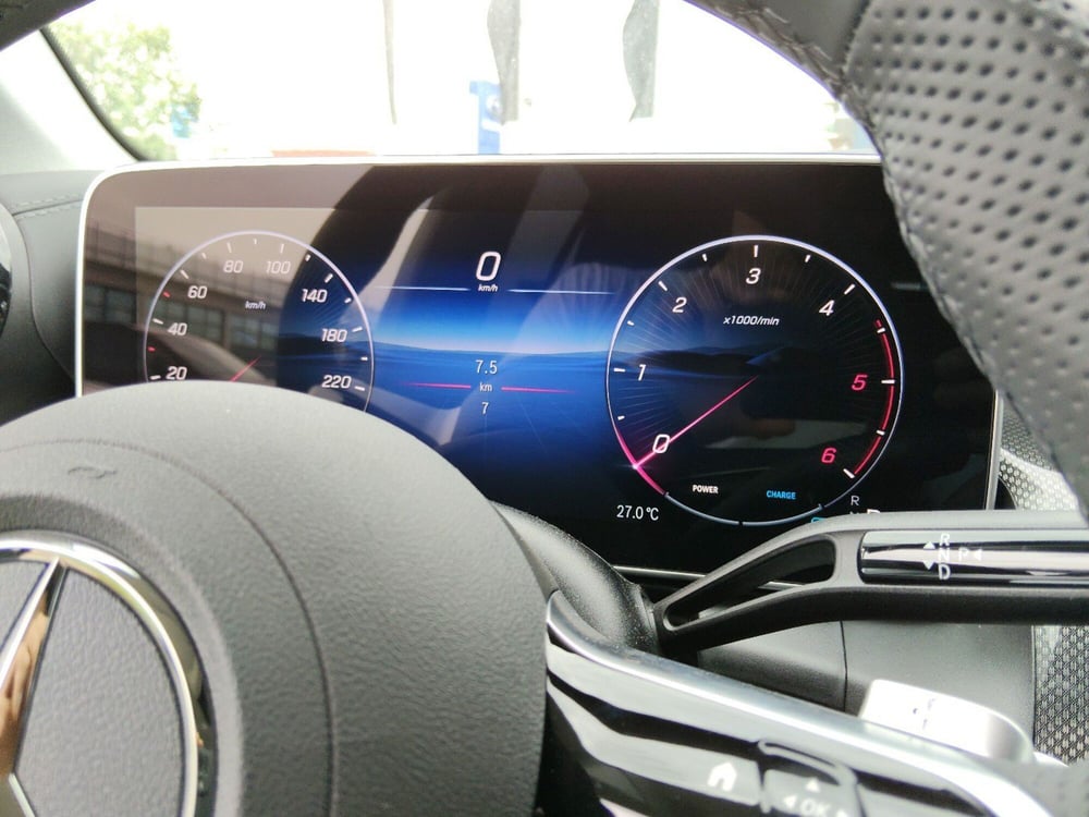 Mercedes-Benz GLC SUV nuova a Pescara (14)