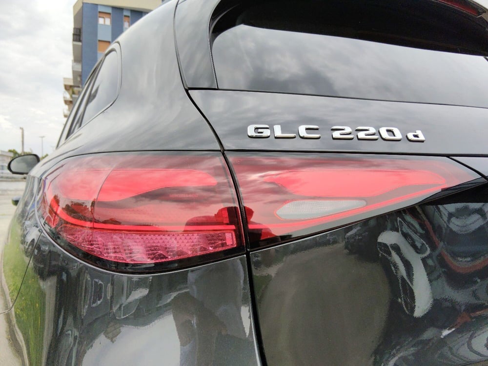 Mercedes-Benz GLC SUV nuova a Pescara (6)