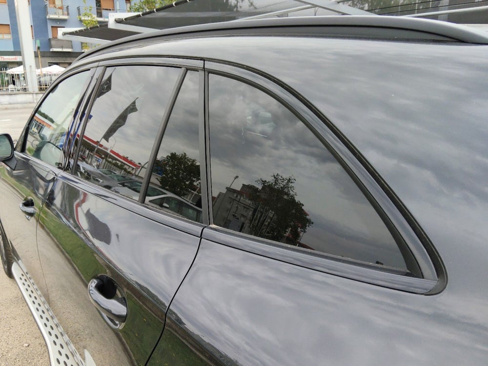 Mercedes-Benz GLC SUV nuova a Pescara (7)