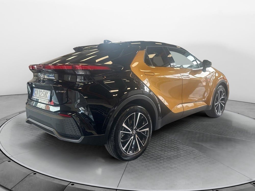 Toyota Toyota C-HR usata a Napoli (5)