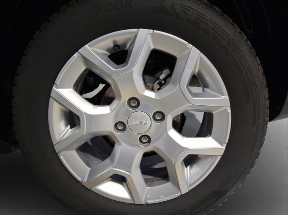 Jeep Avenger usata a Genova (18)