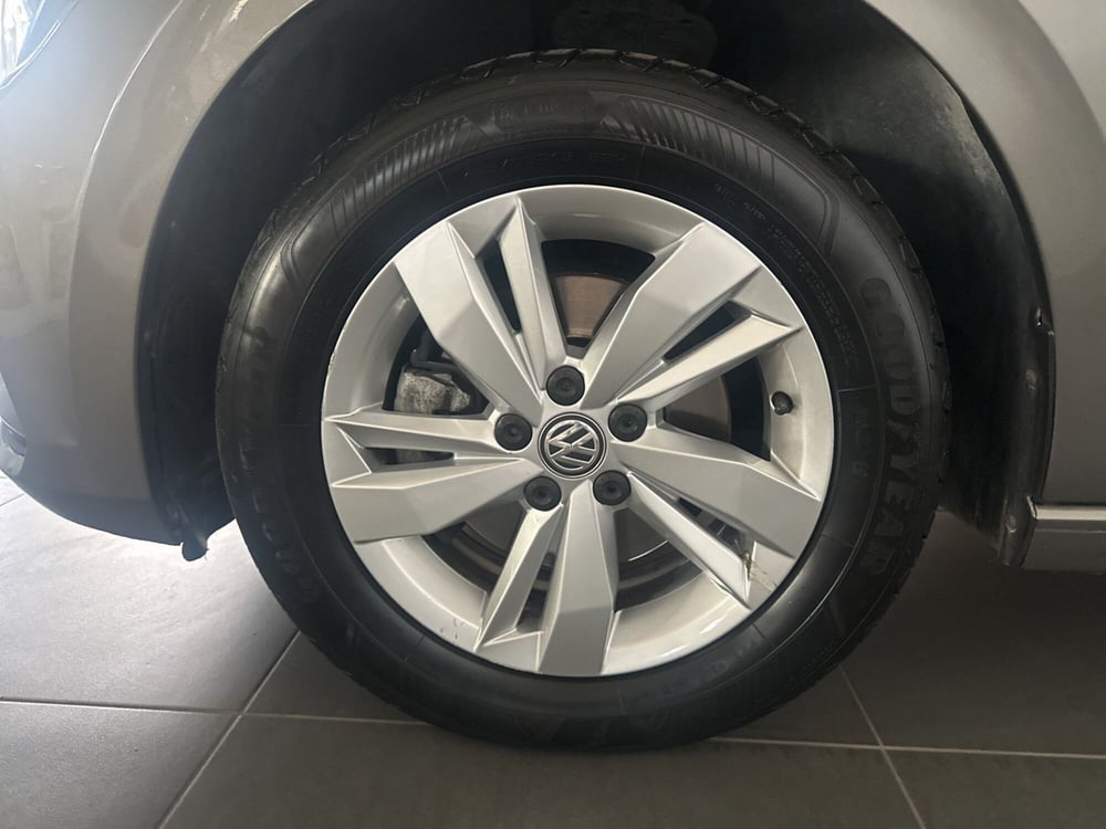 Volkswagen Polo usata a Napoli (7)