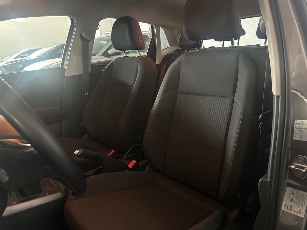 Volkswagen Polo usata a Napoli (9)