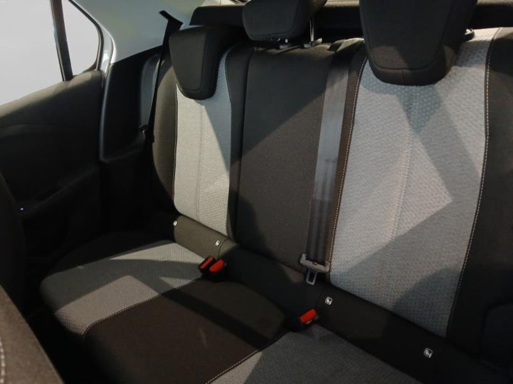 Opel Corsa-e nuova a Genova (10)
