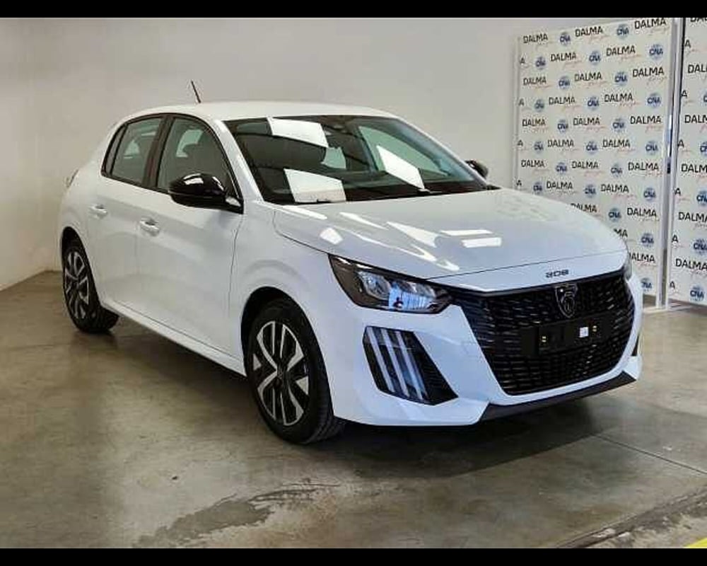 Peugeot 208 nuova a Milano (15)