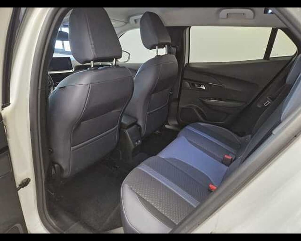 Peugeot 2008 usata a Milano (13)