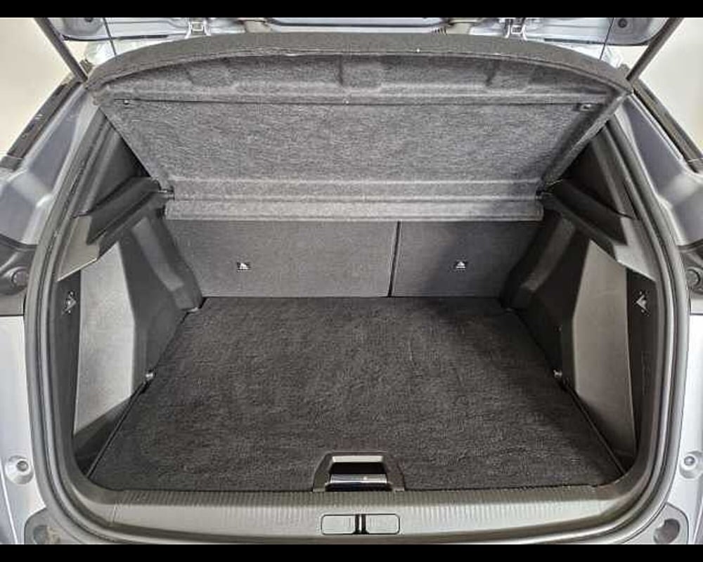 Peugeot 2008 usata a Milano (16)