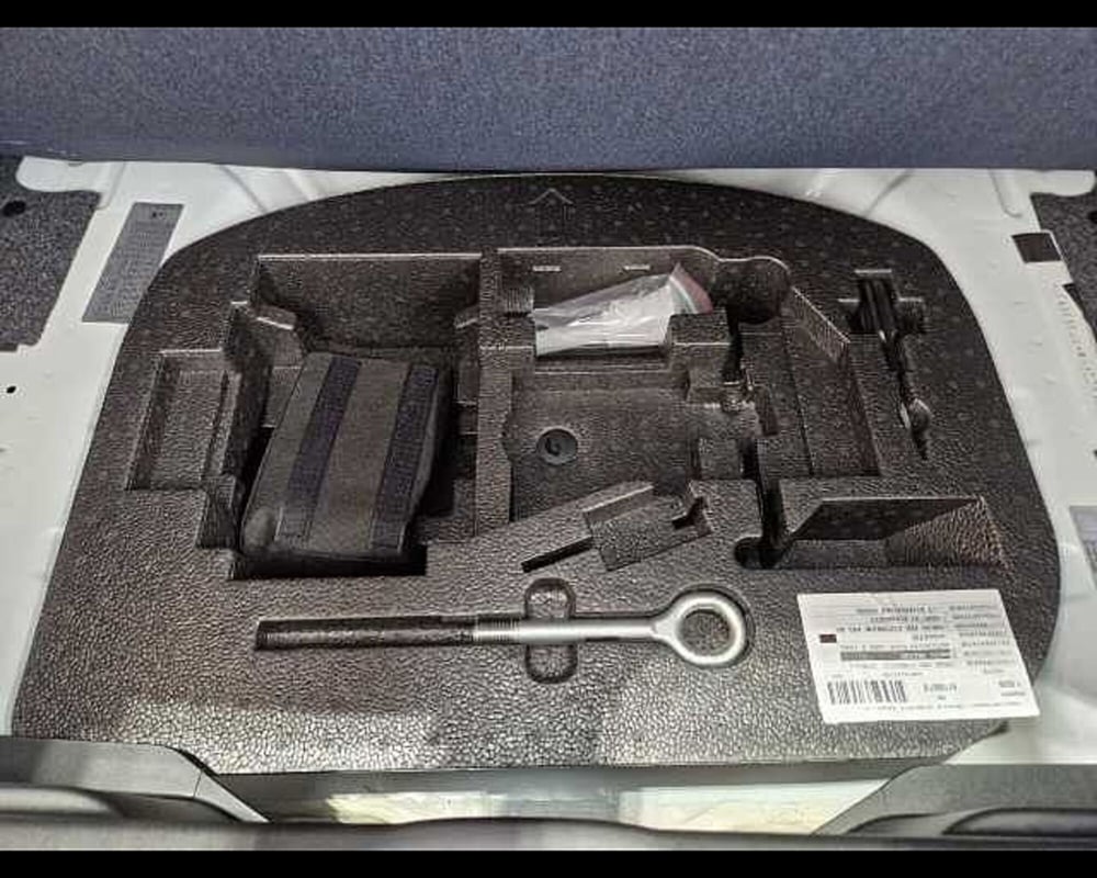 Fiat Panda Cross usata a Milano (18)