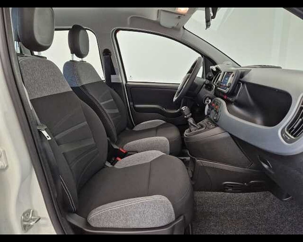 Fiat Panda Cross usata a Milano (9)