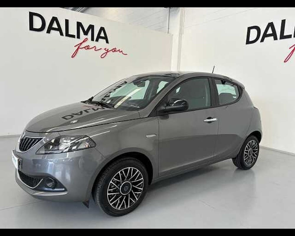 Lancia Ypsilon usata a Milano