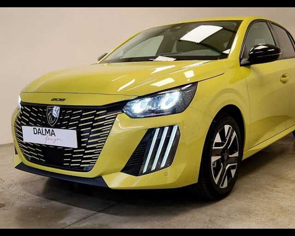 Peugeot 208 nuova a Milano (15)