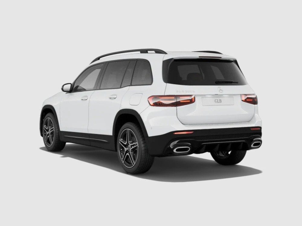Mercedes-Benz GLB nuova a Ancona (3)