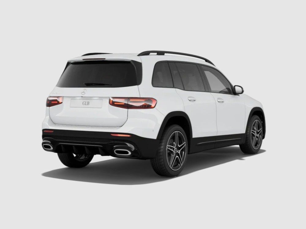 Mercedes-Benz GLB nuova a Ancona (5)