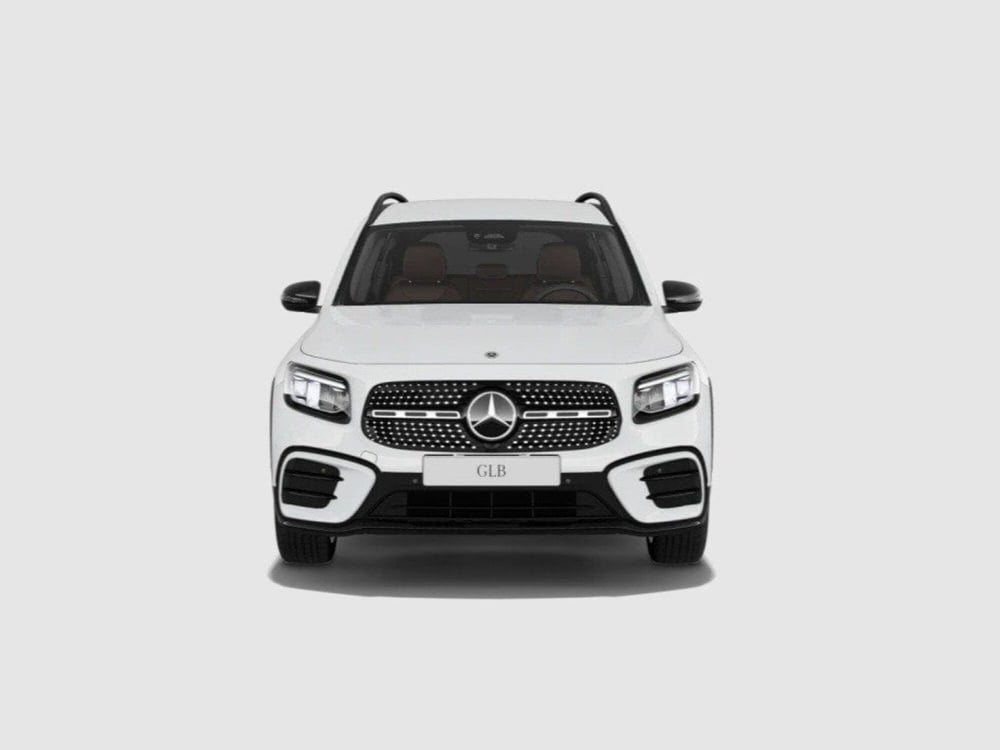 Mercedes-Benz GLB nuova a Ancona (8)