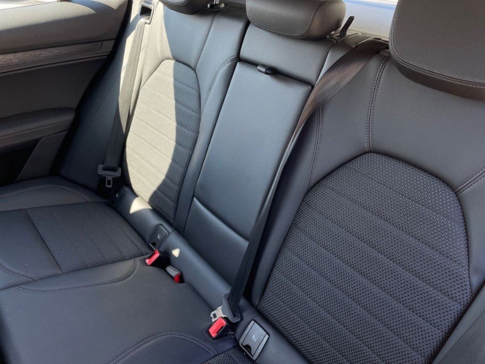 Alfa Romeo Stelvio usata a Macerata (13)