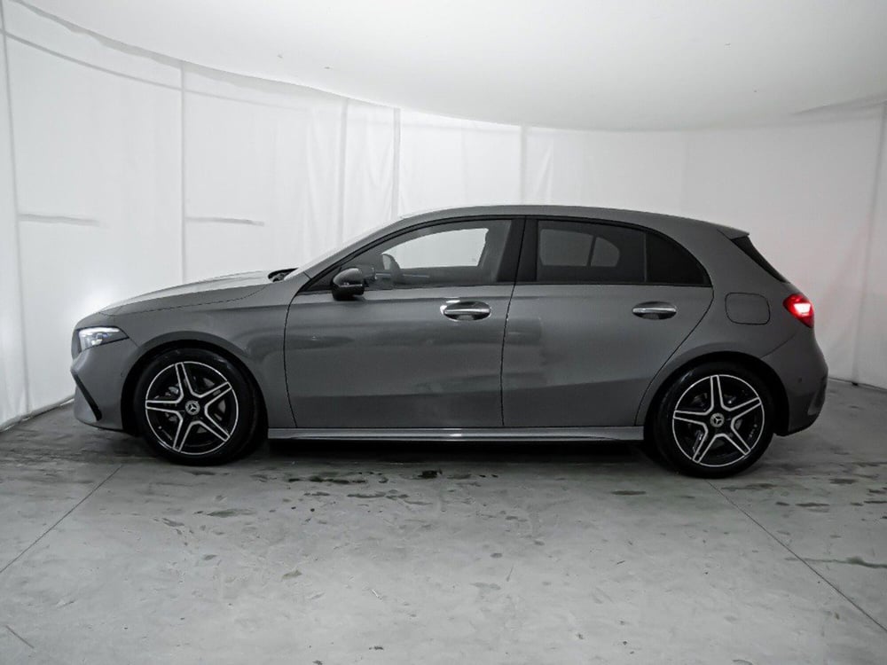 Mercedes-Benz Classe A Sedan nuova a Macerata (6)