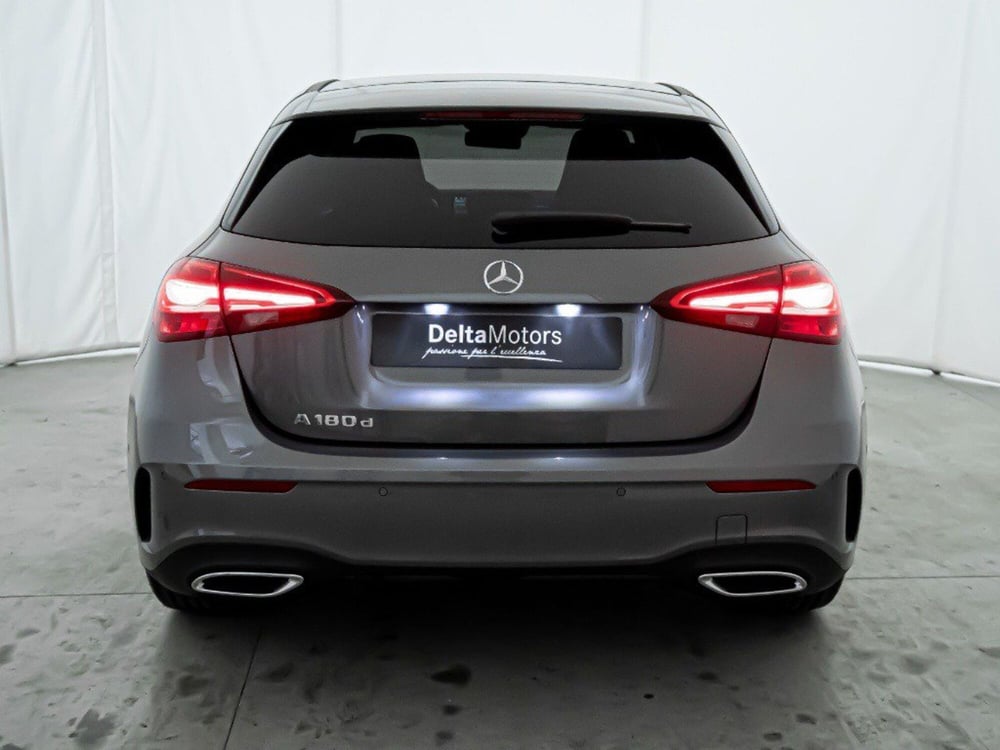 Mercedes-Benz Classe A Sedan nuova a Macerata (8)
